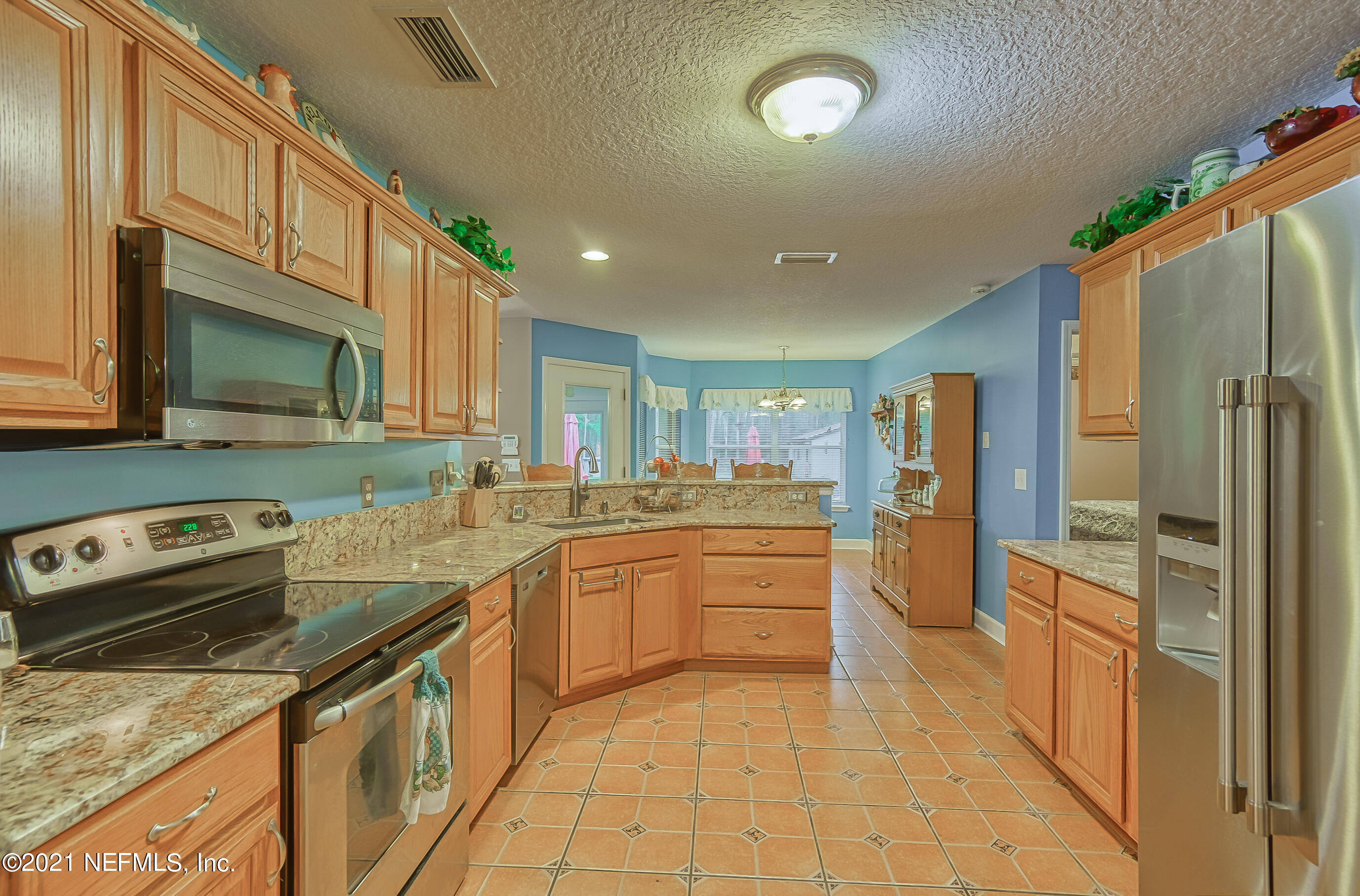 10032 Sandler Road Jacksonville, FL 32222 - Photo 10 of 32 kitchen