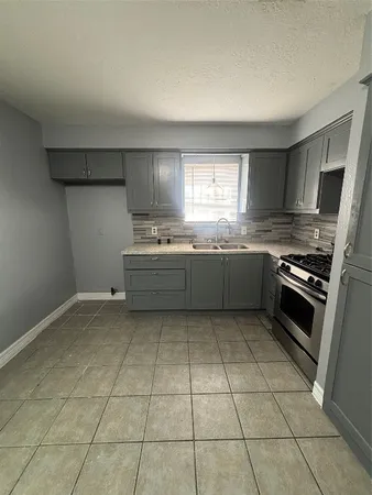 $1,800 | 1135 Greencroft Street, Channelview, TX 77530