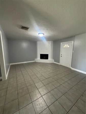 $1,900 | 1135 Greencroft Street, Channelview, TX 77530