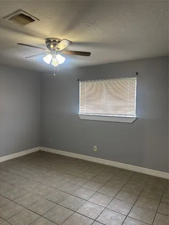 $1,800 | 1135 Greencroft Street, Channelview, TX 77530