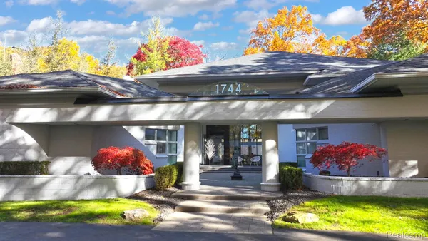 $15,000 | 1744 Heron Ridge Drive, Bloomfield Hills, MI 48302