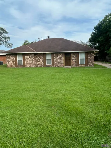 $1,850 | 7544 Barbara Cohn Place, Baton Rouge, LA 70811
