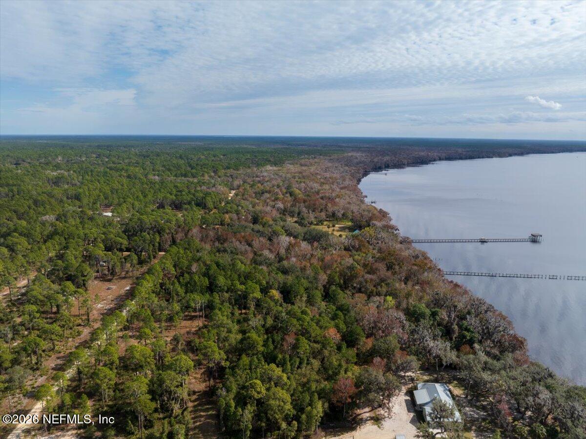 145 Atkins Road Georgetown, FL 32139 - Photo 4 of 9 a view of a field with an ocean