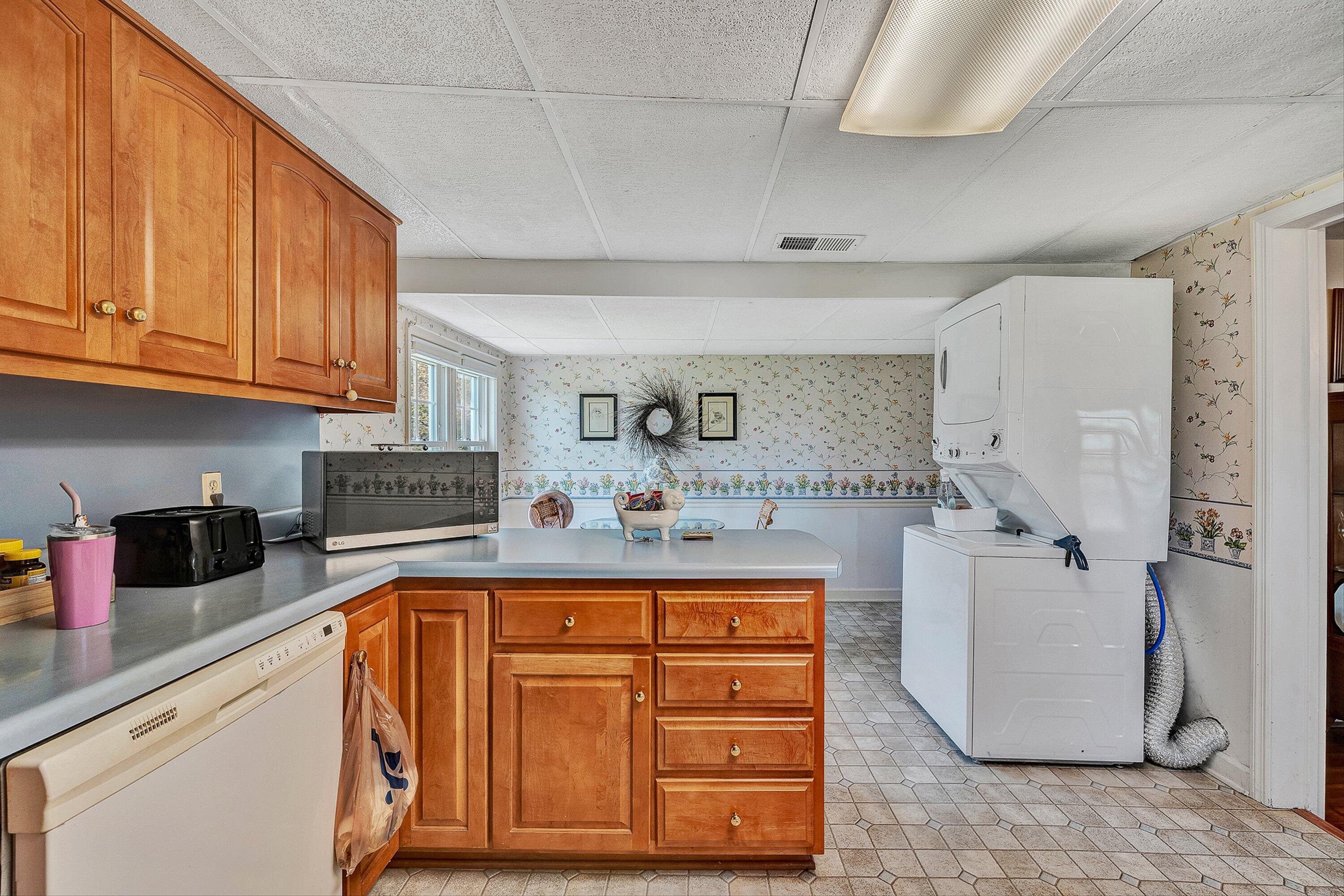 1220 Holley Ridge Road Henry, VA 24102 - Photo 13 of 70 11-VM-01491