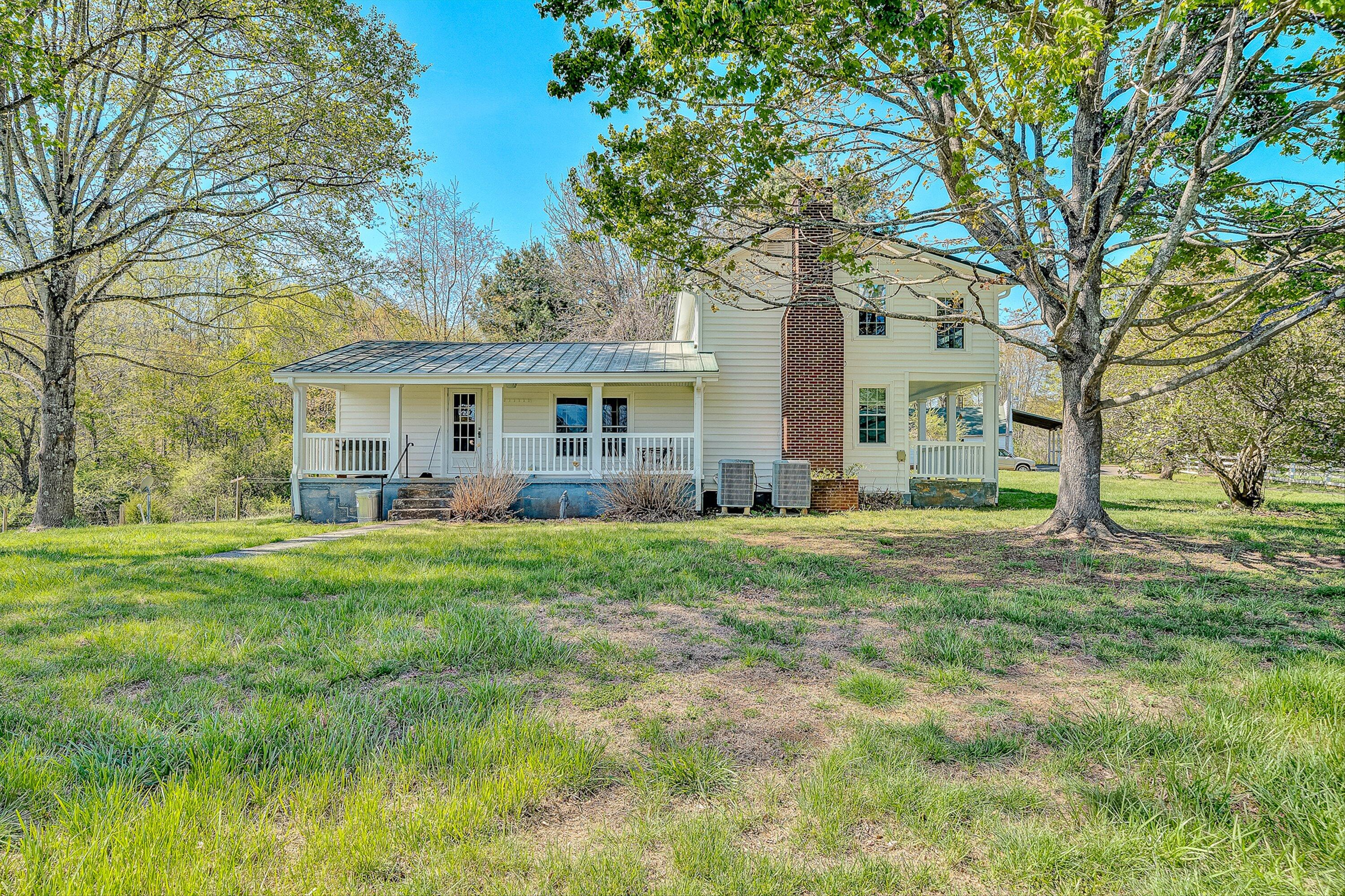 1220 Holley Ridge Road Henry, VA 24102 - Photo 35 of 70 34-VM-01566