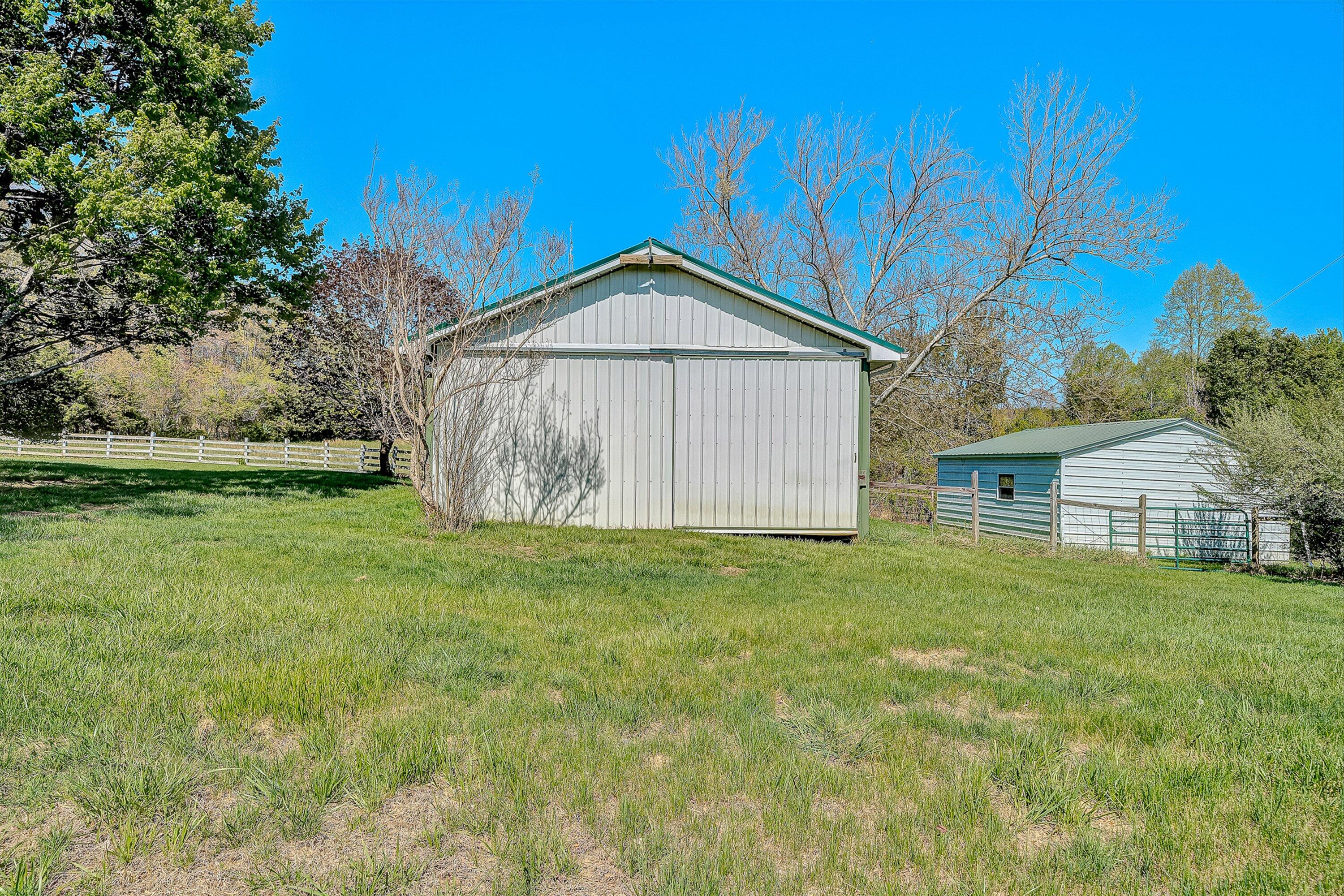 1220 Holley Ridge Road Henry, VA 24102 - Photo 39 of 70 38-VM-01572