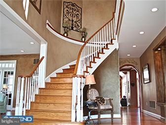 1387 Hilltop Road Spring City, PA 19475 - Photo 3 of 12 Foyer