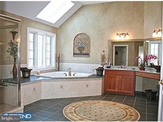 1387 Hilltop Road Spring City, PA 19475 - Photo 10 of 12 Bathroom