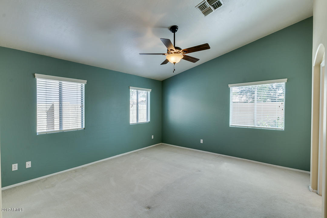 1517 West Shellfish Drive Gilbert, AZ 85233 - Photo 15 of 30 17-Shellfish