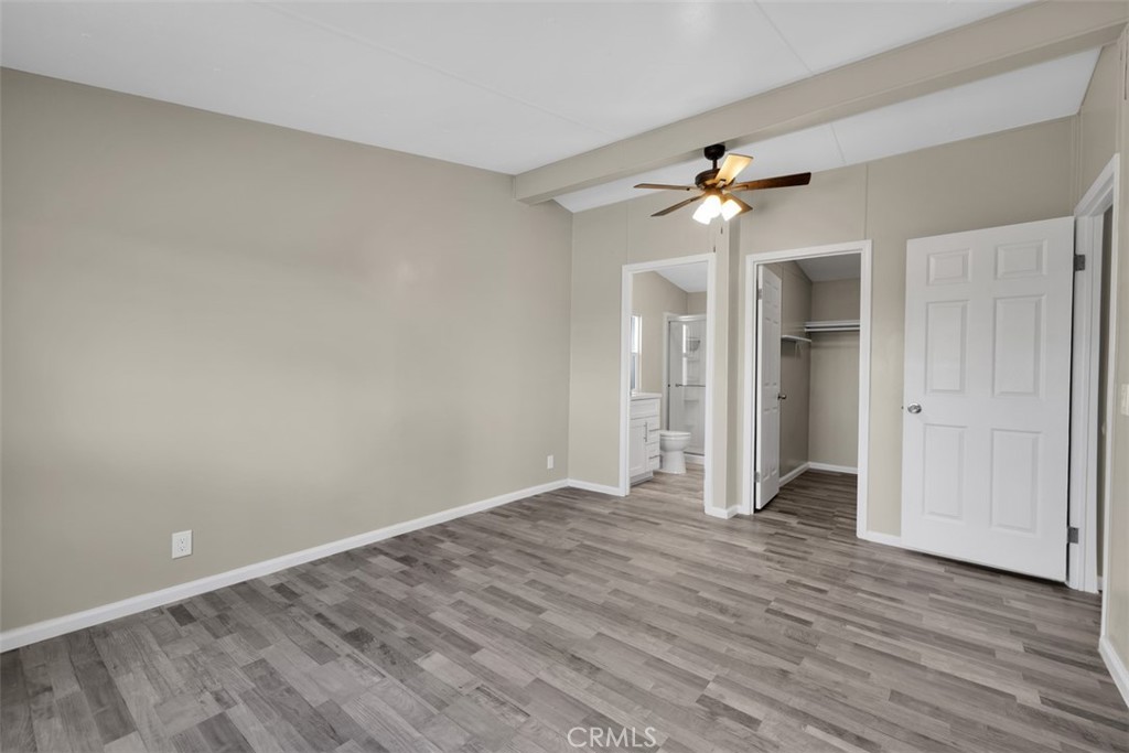 55757 Linn Road Landers, CA 92285 - Photo 13 of 41 Primary Bedroom & Bathroom – Main House