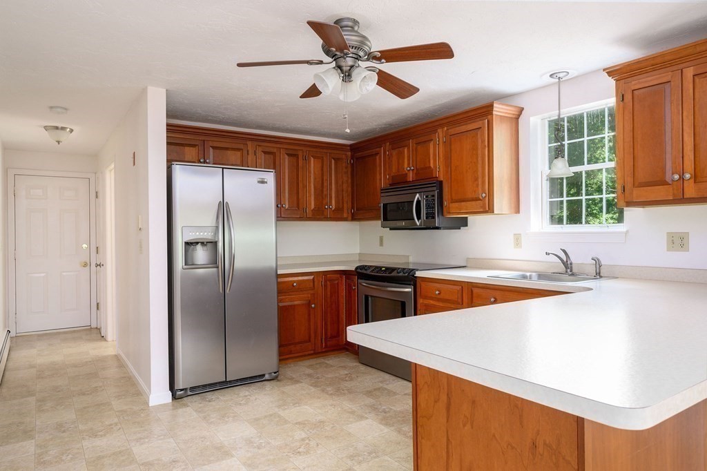 123 Sampsons Mill Road Mashpee, MA 02649 - Photo 4 of 33 Gallery Image 4