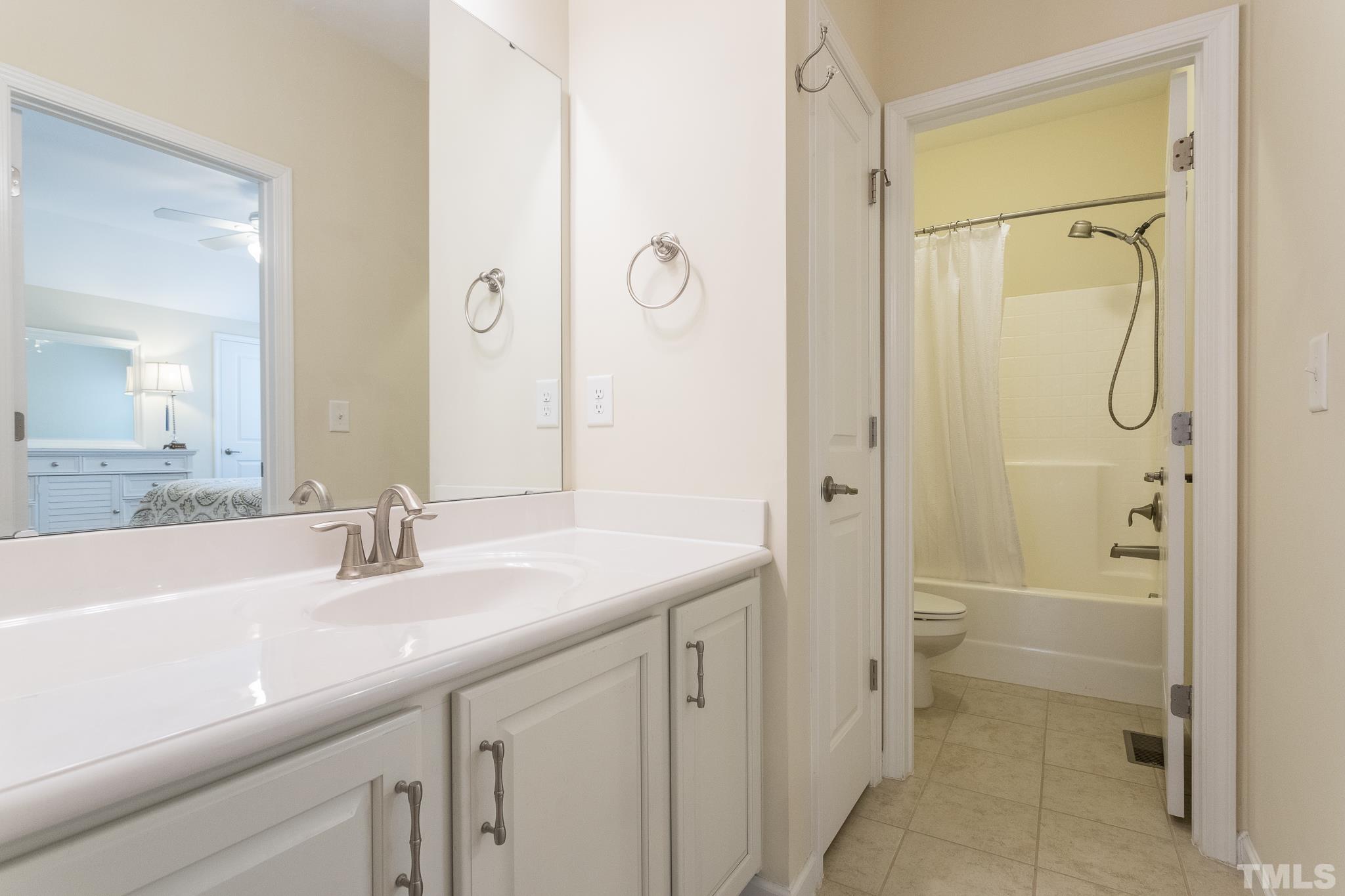 5524 Wade Park Boulevard Raleigh, NC 27607 - Photo 37 of 39