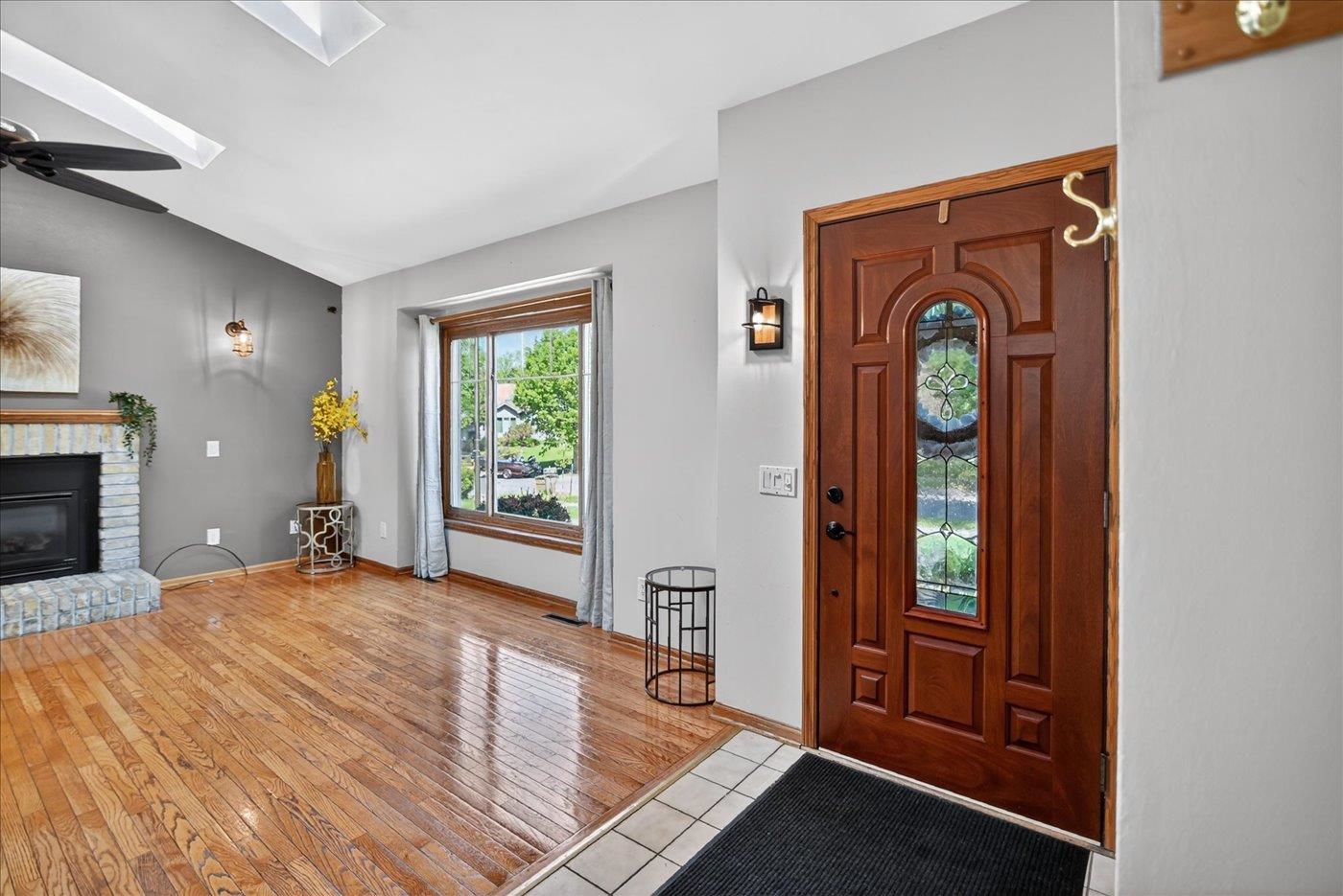 117 Knutson Drive Madison, WI 53704 - Photo 2 of 59