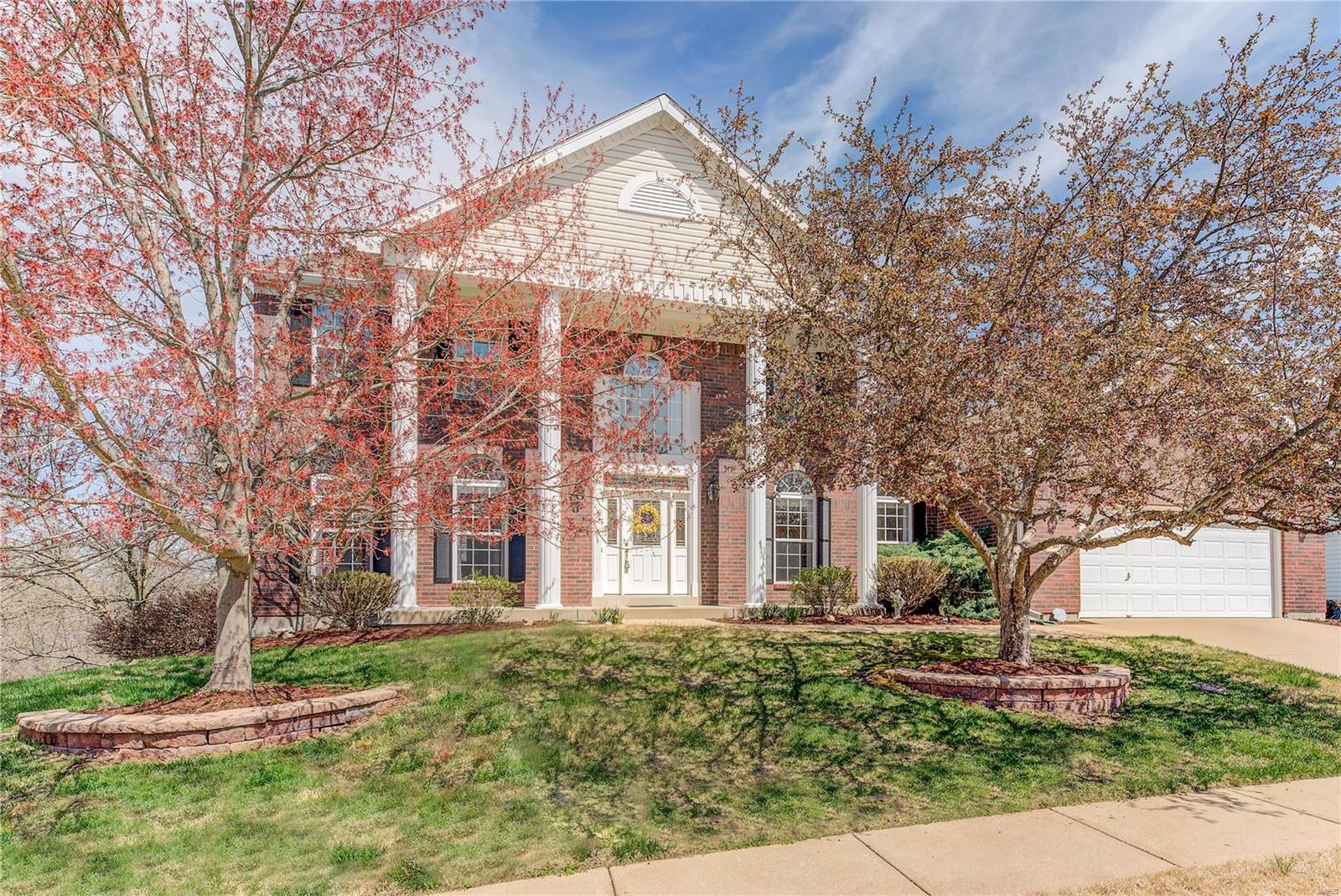740 Castle Ridge Drive Ballwin, MO 63021 - Photo 1 of 3 Gallery Image 1