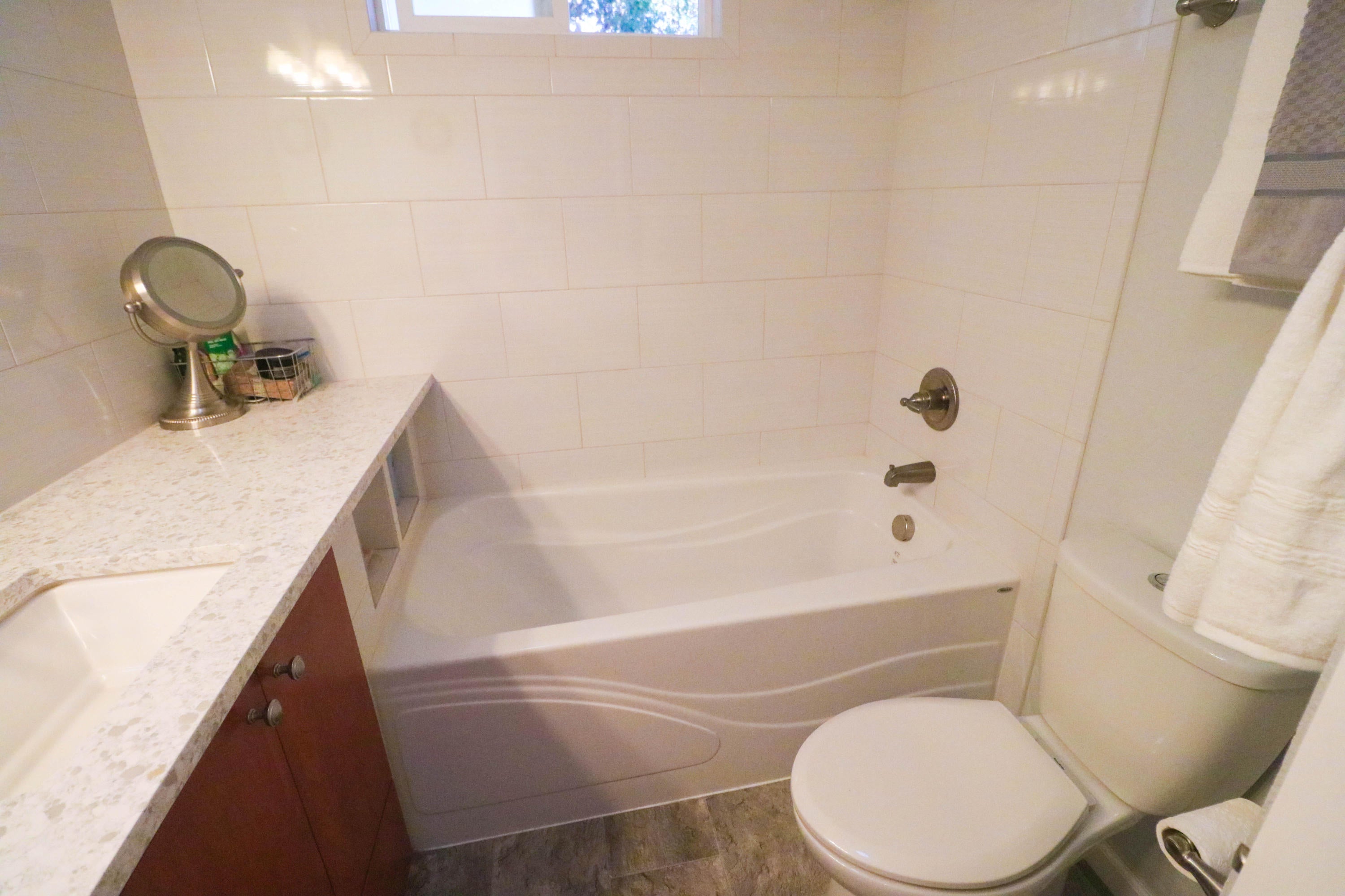 711 Gibbon Road Central Point, OR 97502 - Photo 25 of 30 711 Gibbon Road (22 of 26)