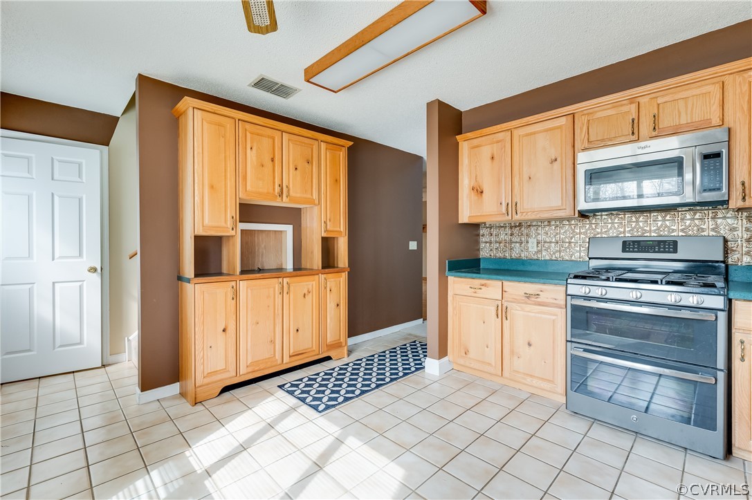 3325 Vaidens Pond Road Lanexa, VA 23089 - Photo 11 of 25 Gallery Image 11