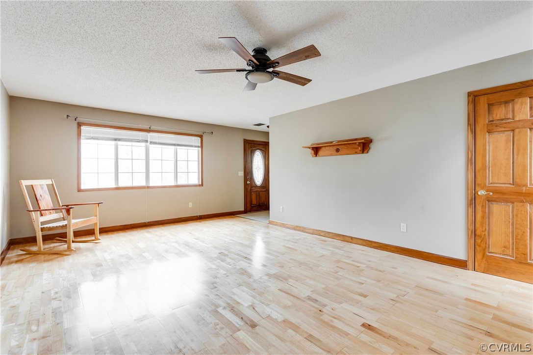 3325 Vaidens Pond Road Lanexa, VA 23089 - Photo 3 of 25 Gallery Image 3