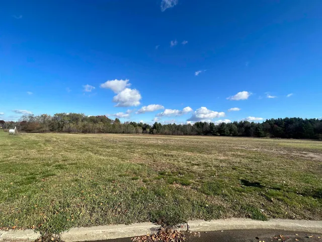 $399,000 | N2541 Farm Drive, Waupaca, WI 54981