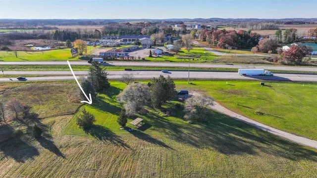 $399,000 | N2541 Farm Drive, Waupaca, WI 54981