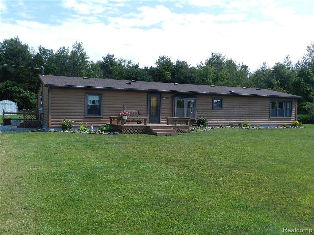 6805 Basler Road Port Sanilac, MI 48469 - Photo 1 of 17 DSCN2790.JPG