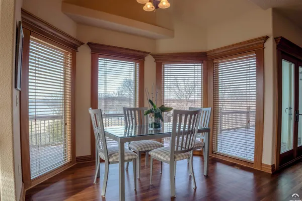 $1,325,000 | 1824 North 700 Road, Baldwin City, KS 66006