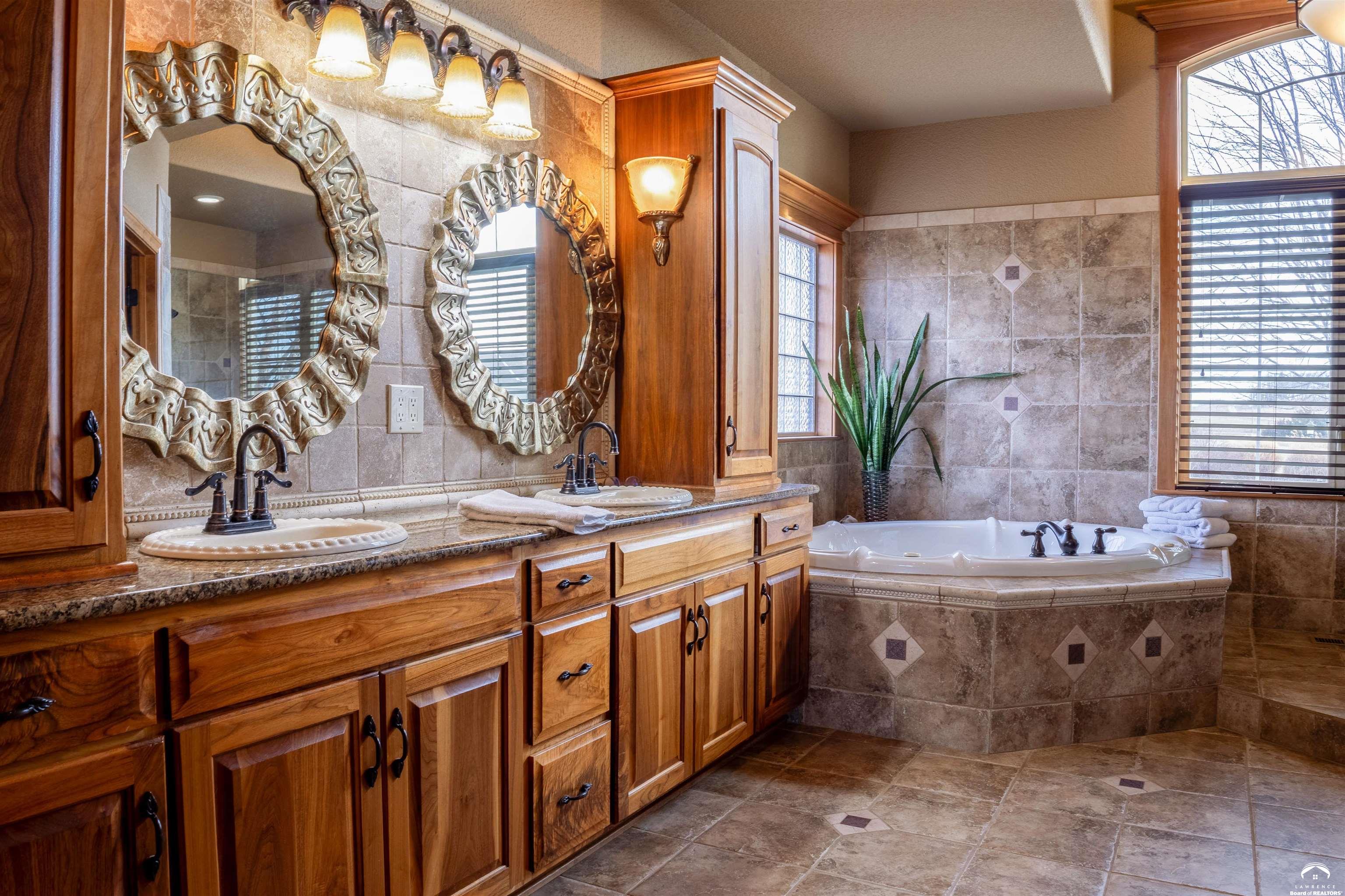 1824 North 700 Road Baldwin City, KS 66006 - Photo 25 of 75