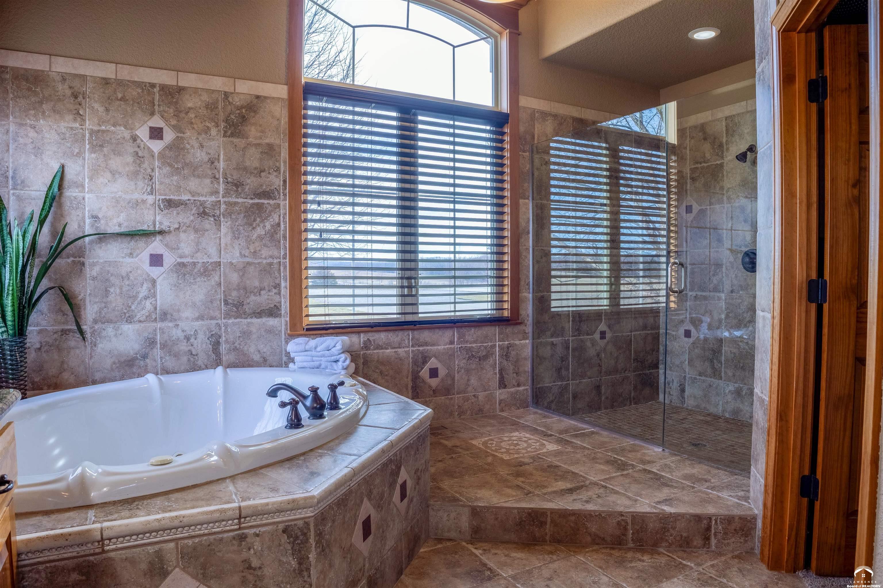 1824 North 700 Road Baldwin City, KS 66006 - Photo 26 of 75