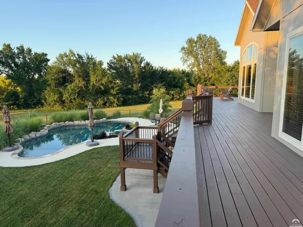 $1,325,000 | 1824 North 700 Road, Baldwin City, KS 66006