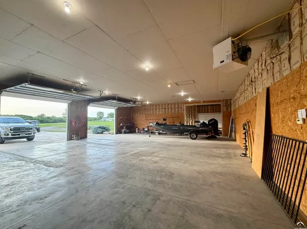$1,350,000 | 1824 North 700 Road, Baldwin City, KS 66006