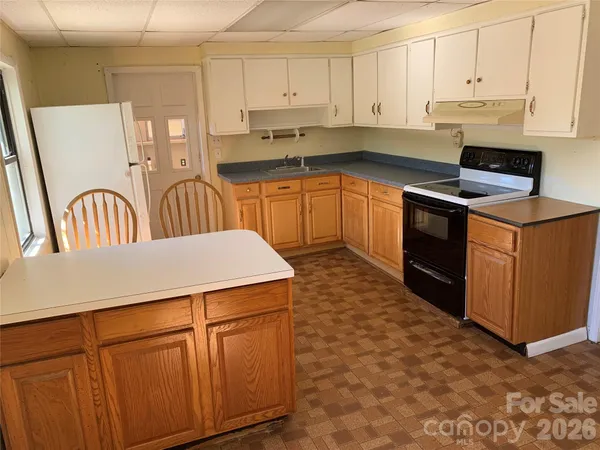 $250,000 | 465 Bee Tree Road, Swannanoa, NC 28778