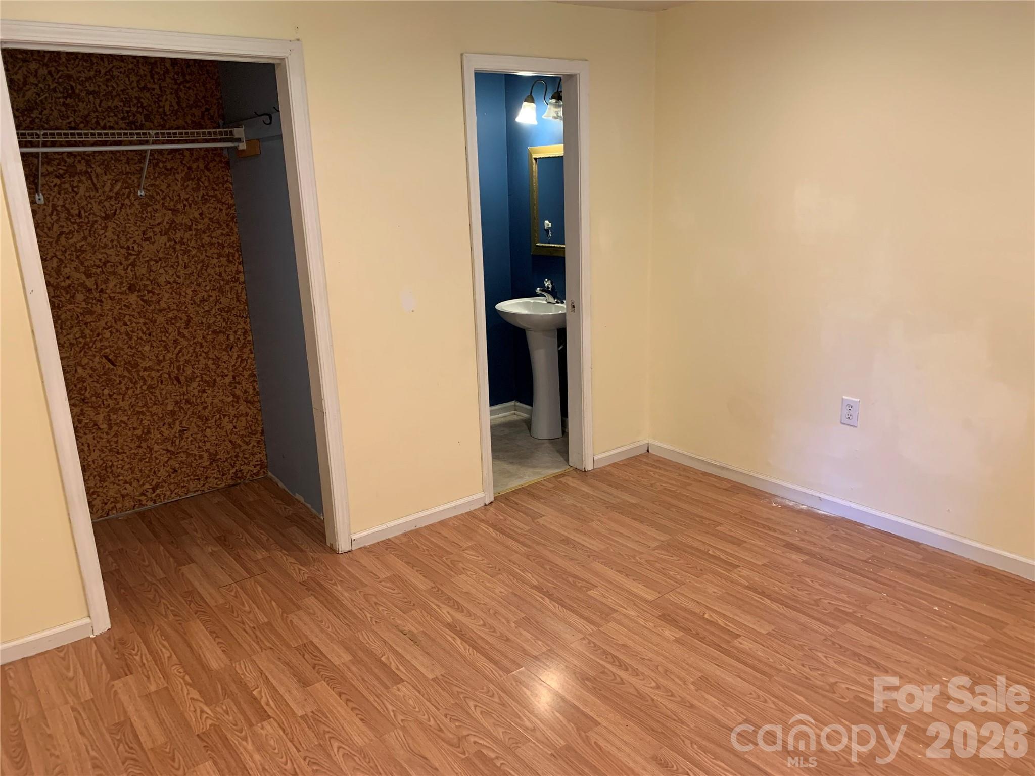 465 Bee Tree Road Swannanoa, NC 28778 - Photo 4 of 11