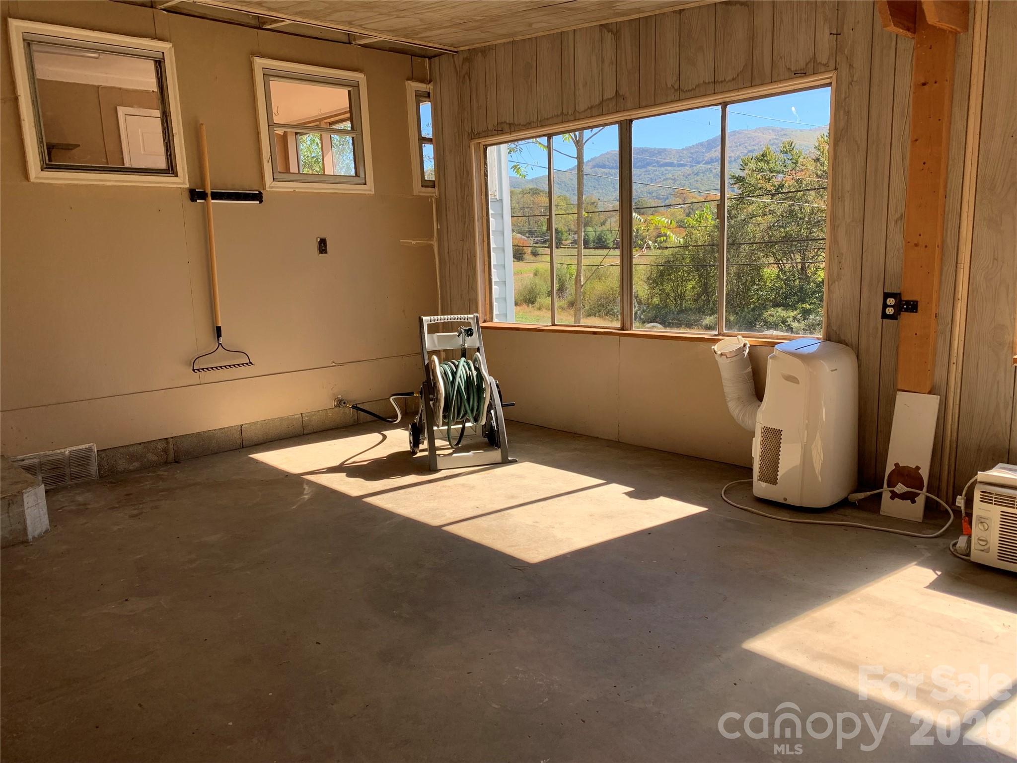 465 Bee Tree Road Swannanoa, NC 28778 - Photo 9 of 11