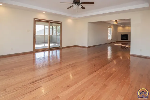 $359,500 | 302 Sunset Lane, Maple Hill, KS 66507