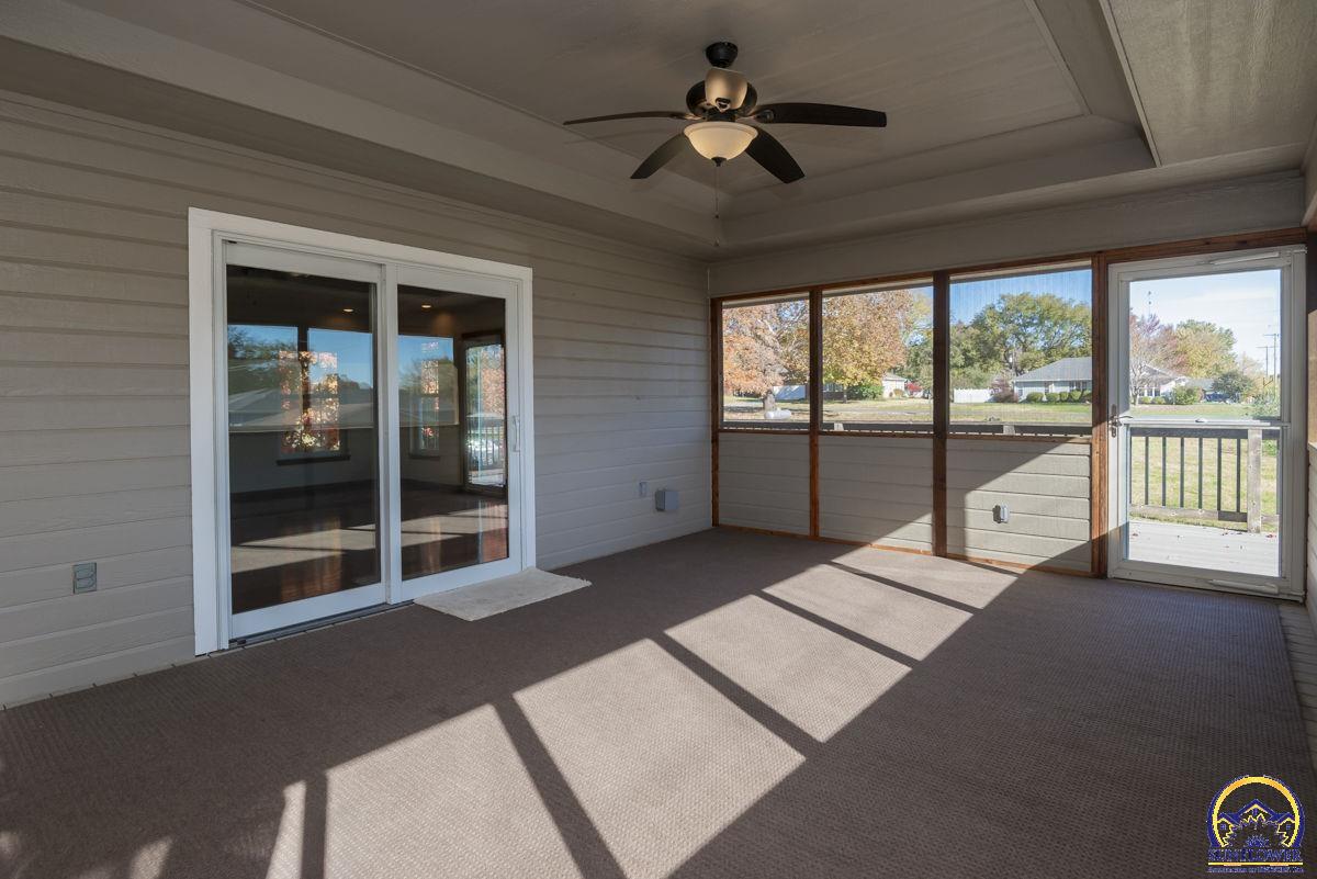 302 Sunset Lane Maple Hill, KS 66507 - Photo 16 of 43