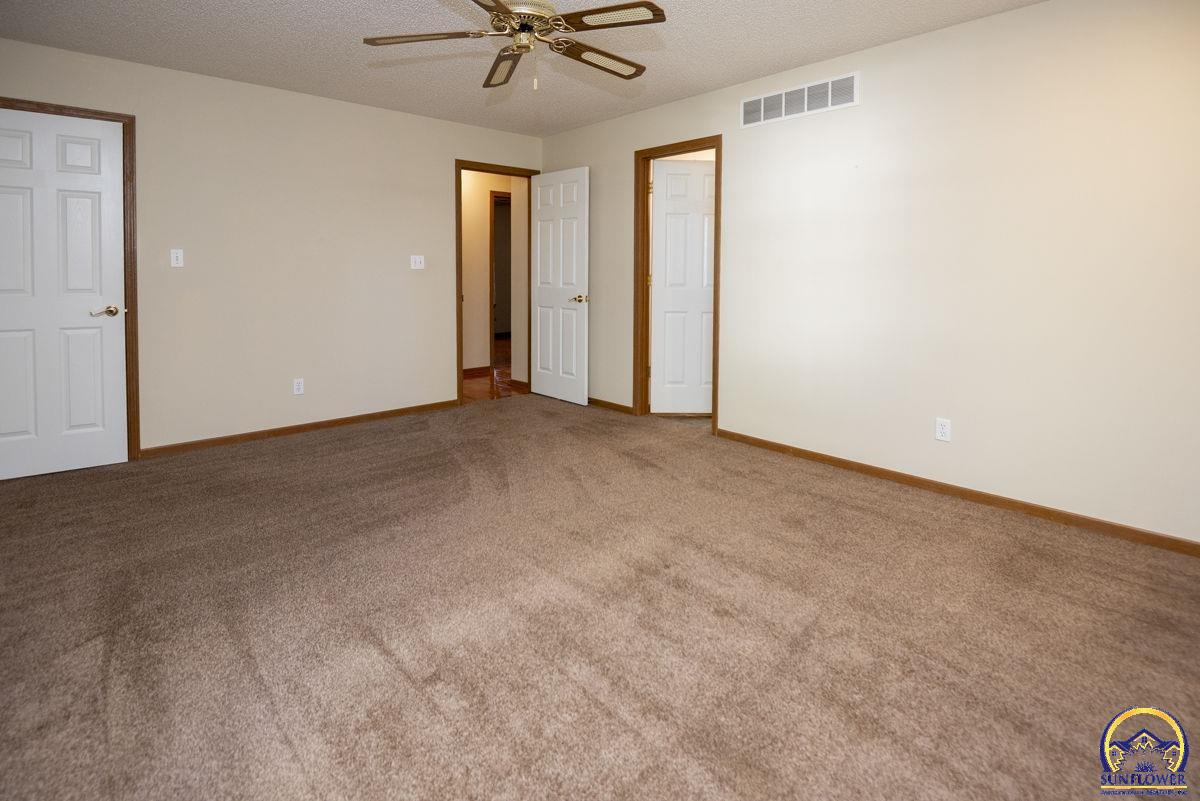 302 Sunset Lane Maple Hill, KS 66507 - Photo 18 of 43