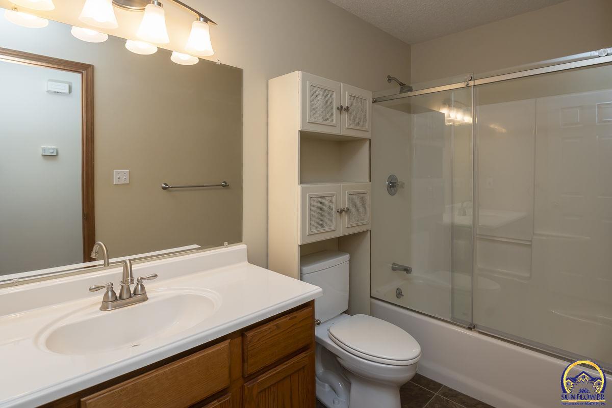 302 Sunset Lane Maple Hill, KS 66507 - Photo 24 of 43