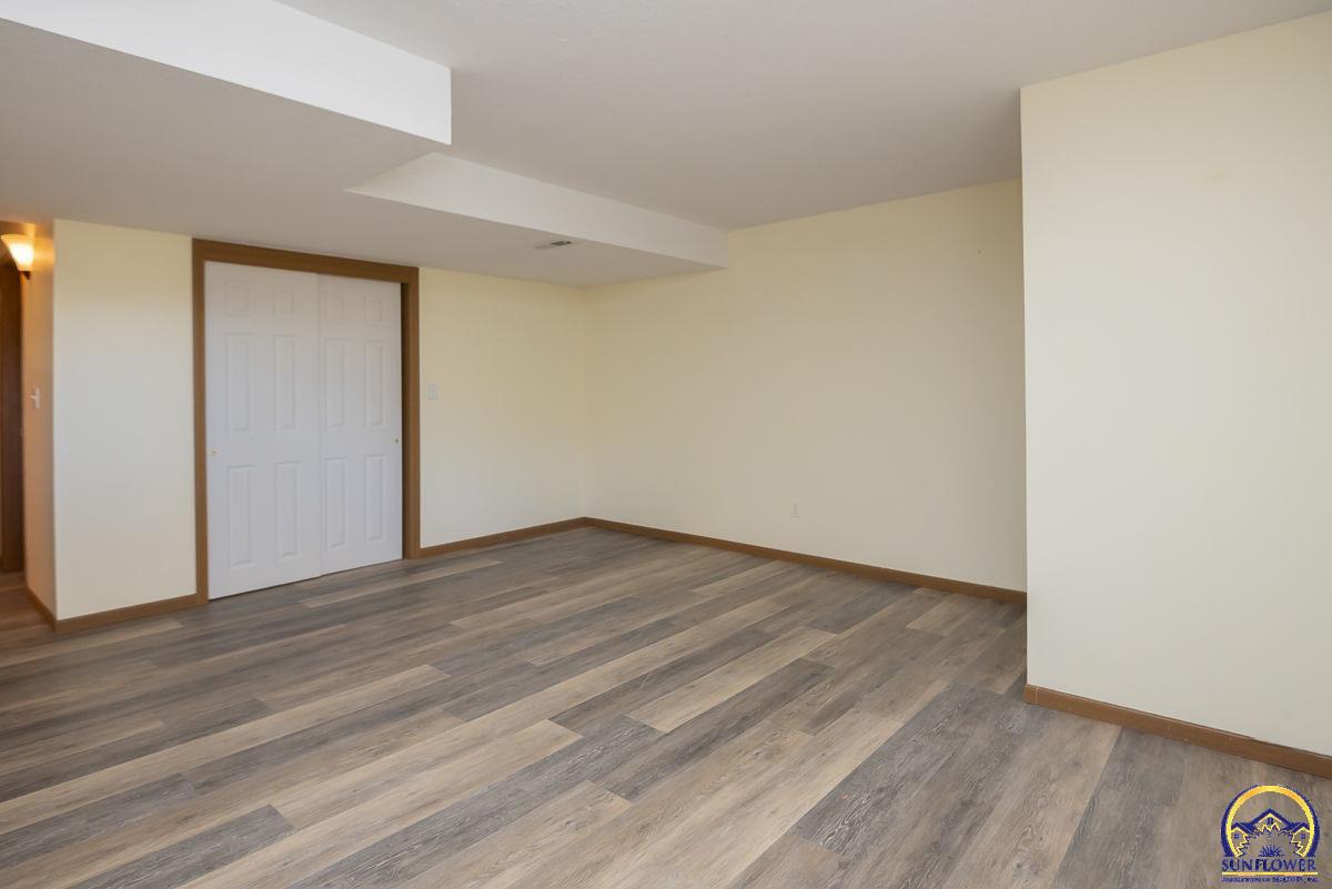 302 Sunset Lane Maple Hill, KS 66507 - Photo 30 of 43