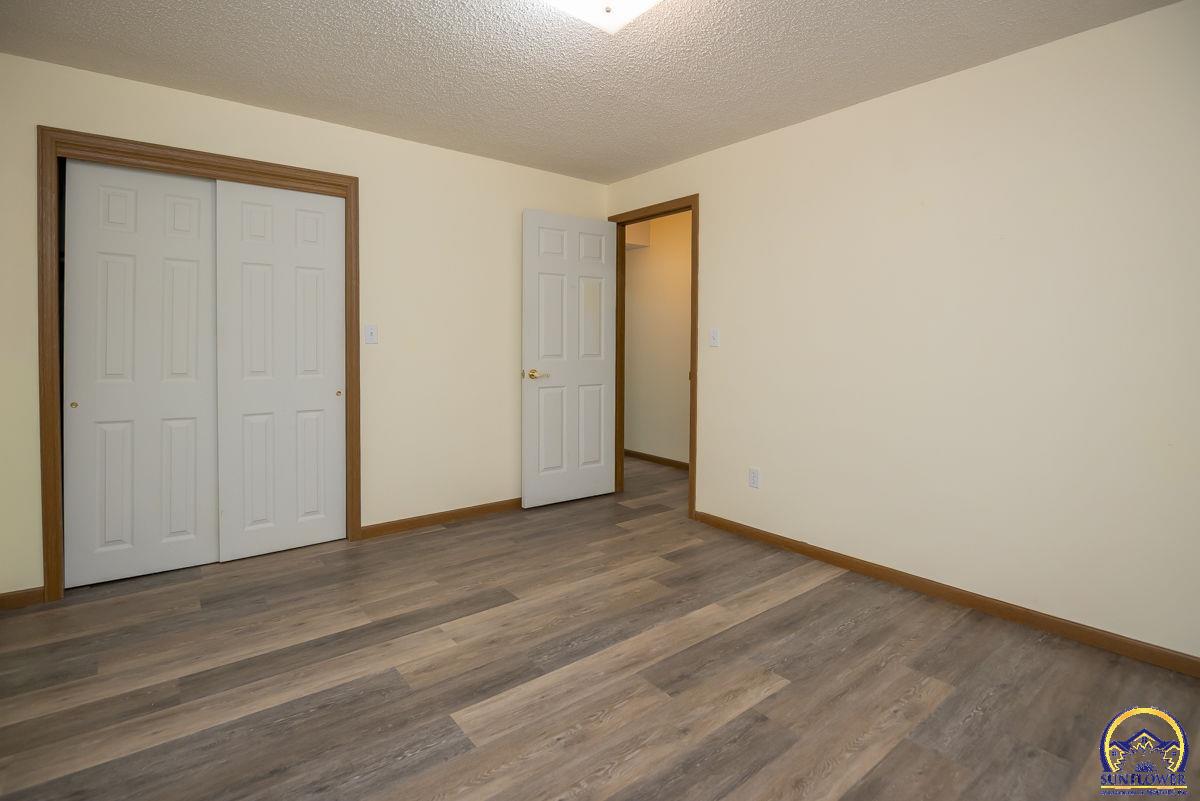 302 Sunset Lane Maple Hill, KS 66507 - Photo 32 of 43