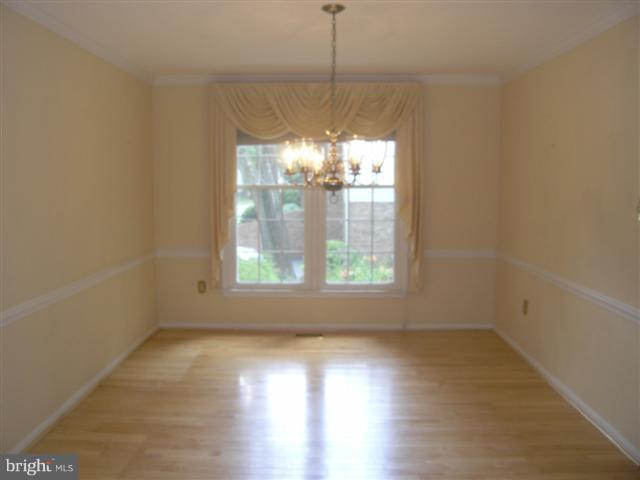 9829 Natick Road Burke, VA 22015 - Photo 7 of 18 Dining Room