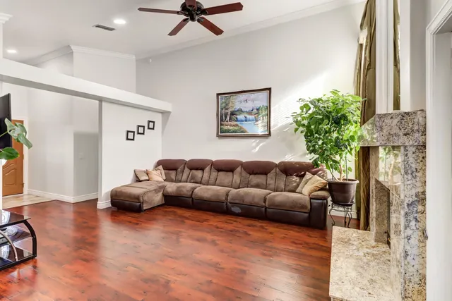 $489,999 | 5118 Emerald Fell Court, Antelope, CA 95843