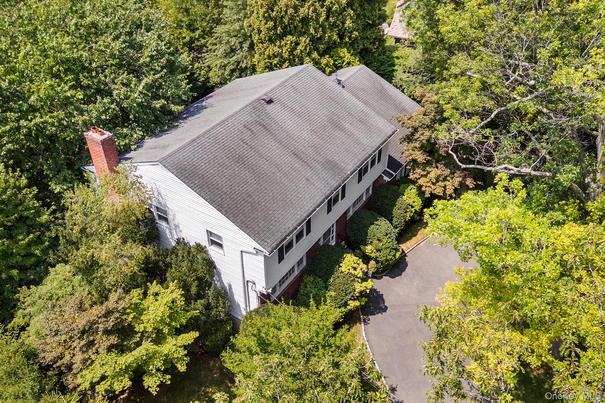 19 Carlton Road Bronxville, NY 10708 - Photo 39 of 42 Gallery Image 39