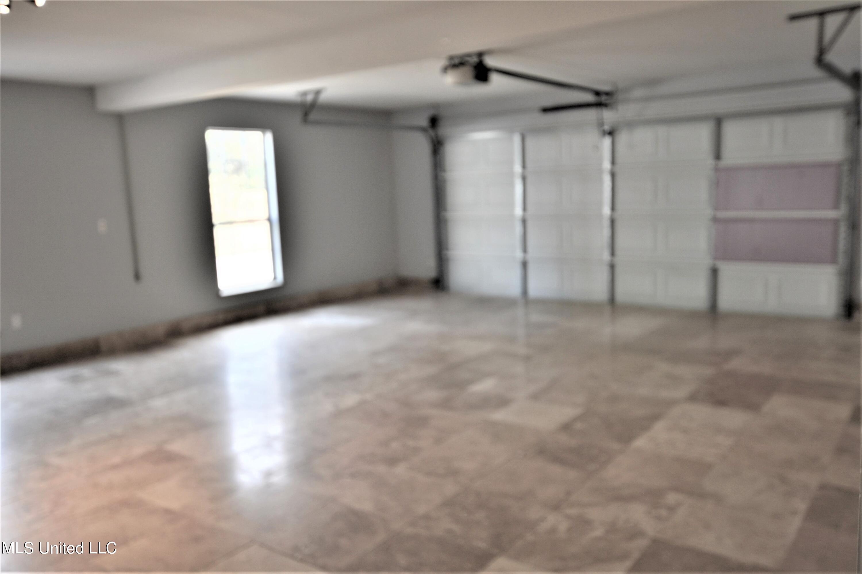 1925 Gwynn Road Nesbit, MS 38651 - Photo 3 of 33 2 Car Garage Inside