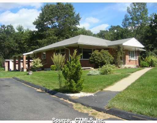311 Quinebaug Road Thompson, CT 06255 - Photo 1 of 1 Gallery Image 1