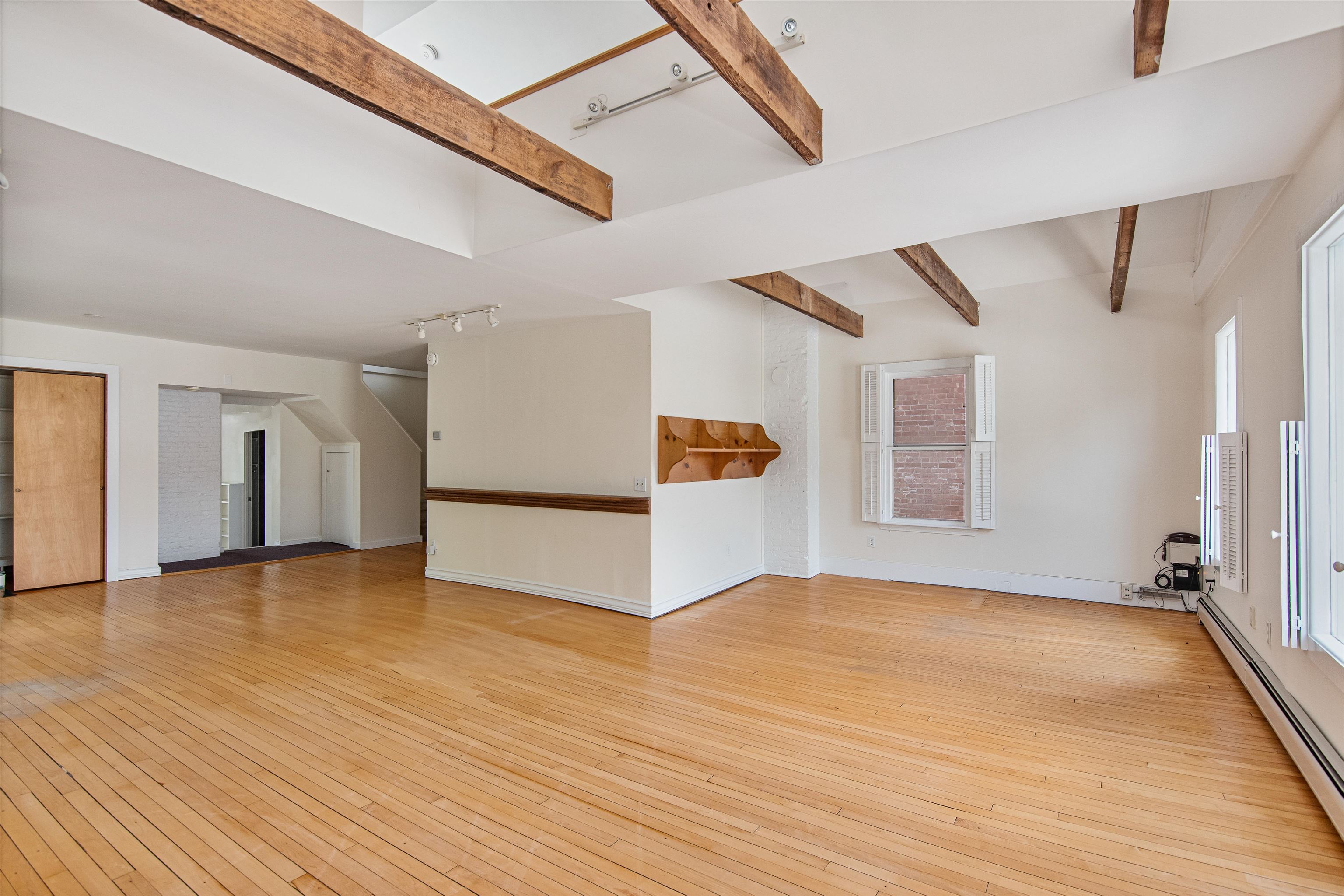 89 College Street, Unit A2 Burlington, VT 05401 - Photo 23 of 38