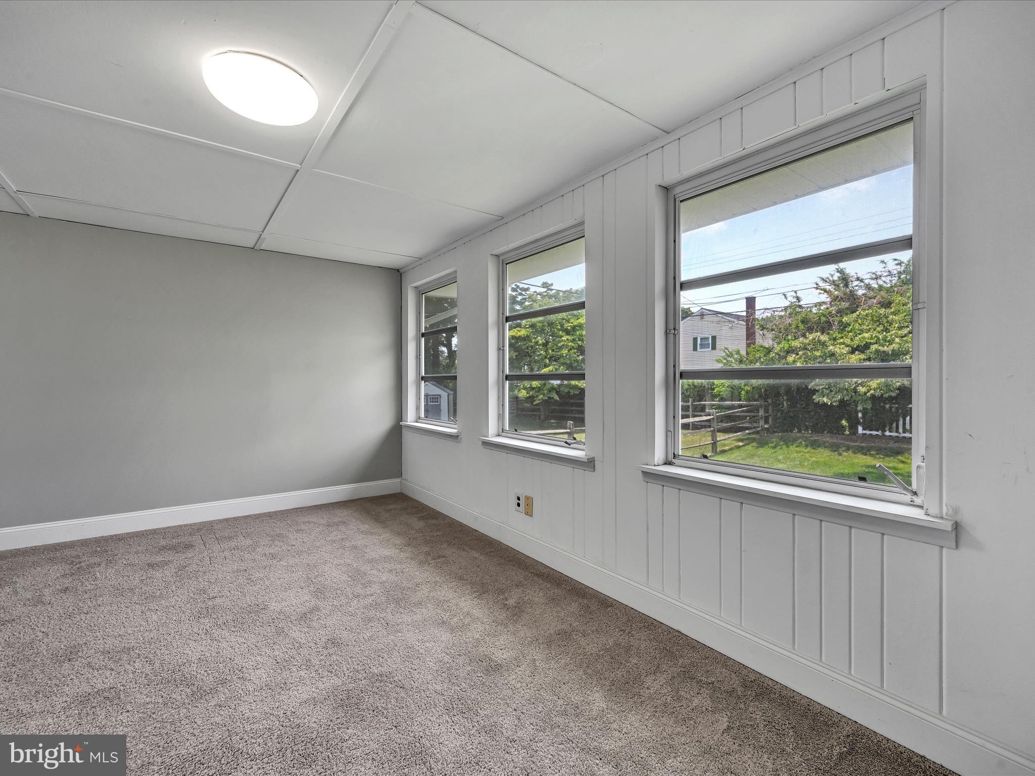 1823 Stonington Road Bethlehem, PA 18018 - Photo 17 of 35 Sun Room