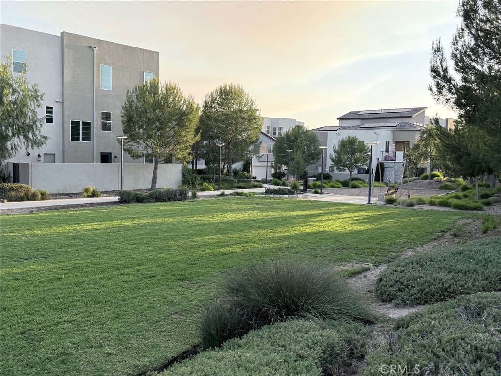 104 Chant Irvine, CA 92618 - Photo 6 of 7