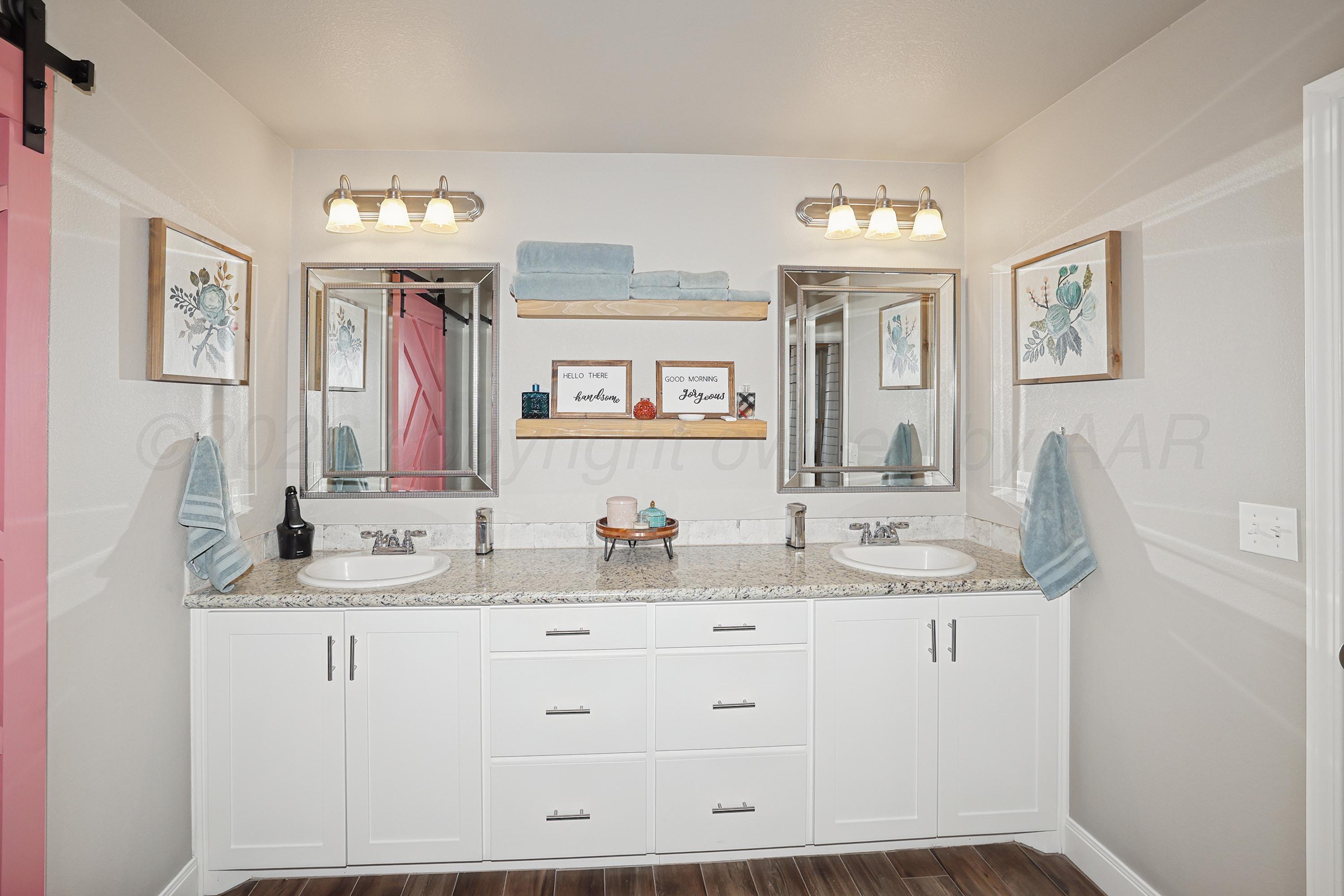 9715 Mossberg Street Canyon, TX 79015 - Photo 15 of 33 15-Primary Bath