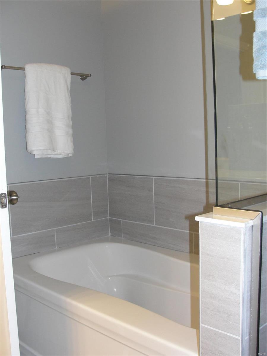 5148 Heege Road Affton, MO 63123 - Photo 14 of 23 Gallery Image 14