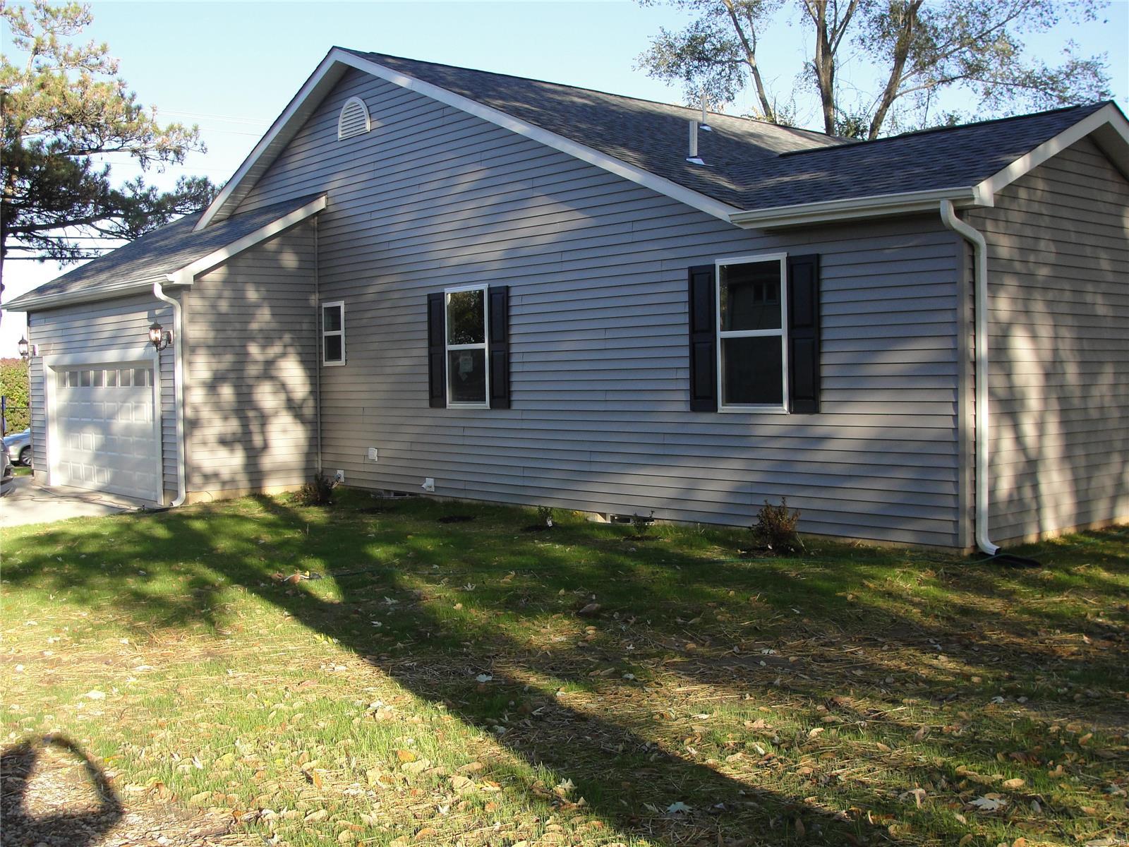 5148 Heege Road Affton, MO 63123 - Photo 3 of 23 Gallery Image 3