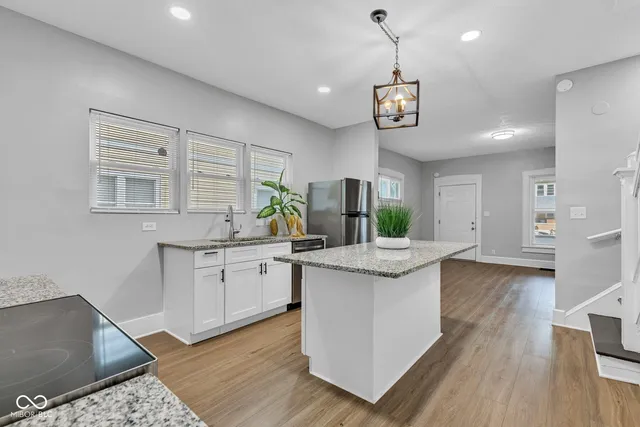 $1,595 | 3628 Birchwood Avenue, Indianapolis, IN 46205